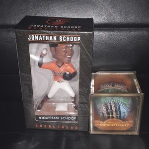 Jonathan Schoop Bobblehead & Unforgettaball Bundle